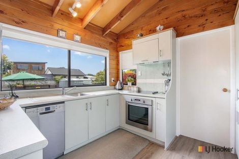 Photo of property in 10 Hereford Place, Waihi Beach, 3611