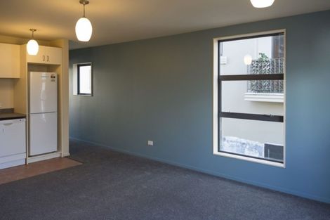 Photo of property in Pirie Street Townhouses, 1/35 Pirie Street, Mount Victoria, Wellington, 6011