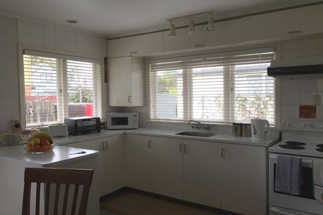 Photo of property in 32 Te Kanawa Crescent, Henderson, Auckland, 0610