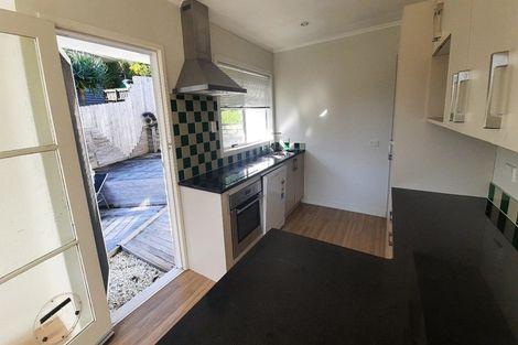 Photo of property in 9 Bryers Place, Bayview, Auckland, 0629