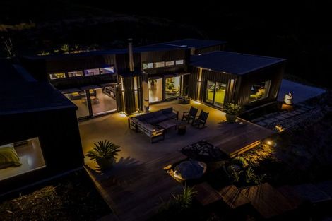 Photo of property in Tapuae, 21 Washer Road, Omata, New Plymouth, 4374