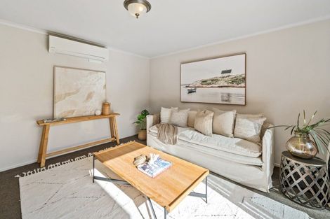 Photo of property in 30 Mcleod Place, Papamoa Beach, Papamoa, 3118