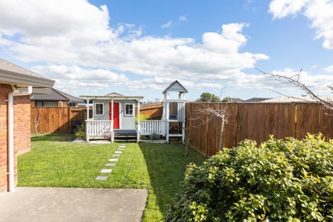 Photo of property in 7 Medallion Court, Kelvin Grove, Palmerston North, 4414