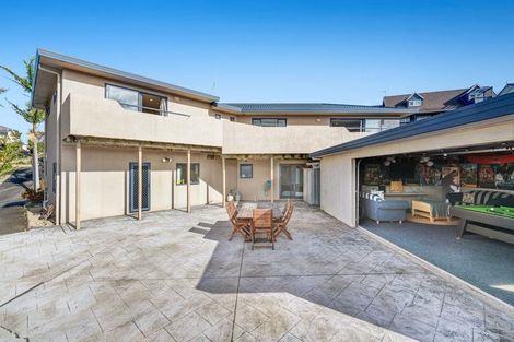 Photo of property in 18 Roseville Road, Gulf Harbour, Whangaparaoa, 0930