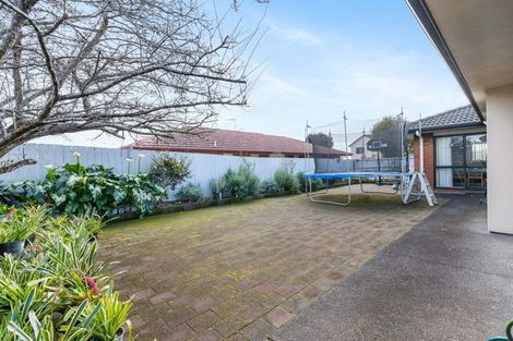 Photo of property in 9 Tussock Avenue, Mangere, Auckland, 2022