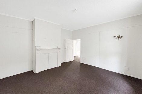 Photo of property in 16 Marne Street, Hokowhitu, Palmerston North, 4410