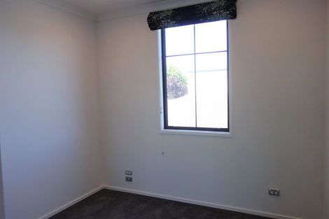 Photo of property in 38 Country Club Terrace, Northwood, Christchurch, 8051