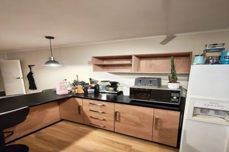 Photo of property in 23 Camden Street, Redwood, Christchurch, 8051