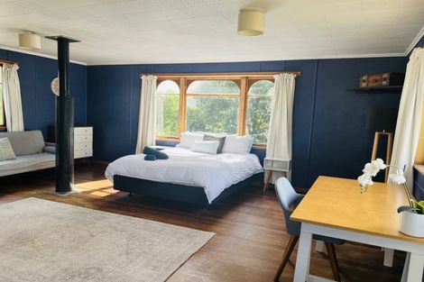 Photo of property in 124 North Shore Road, Eskdale, Napier, 4182