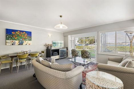 Photo of property in 2/21 Queens Parade, Devonport, Auckland, 0624