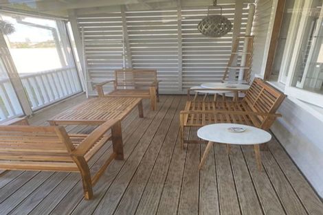 Photo of property in 12 Dallinghoe Crescent, Milford, Auckland, 0620