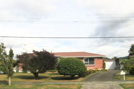 Photo of property in 17 Keys Street, Elderslea, Upper Hutt, 5018