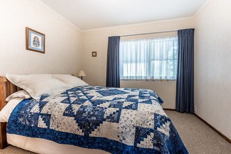 Photo of property in 79a Girrahween Drive, Totara Vale, Auckland, 0629