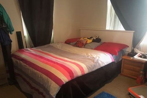 Photo of property in 27 Nicholas Gibbons Drive, Clendon Park, Auckland, 2103