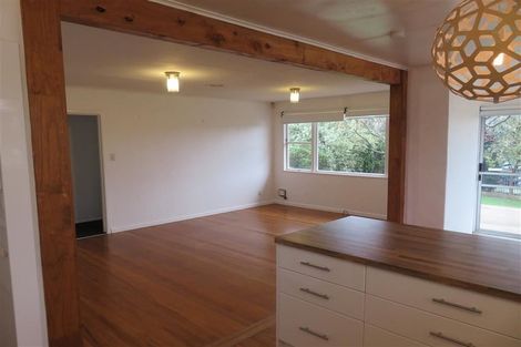 Photo of property in 8 Lipscombe Crescent, Havelock North, 4130