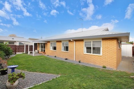 Photo of property in 2/262 Bank Street, Te Awamutu, 3800