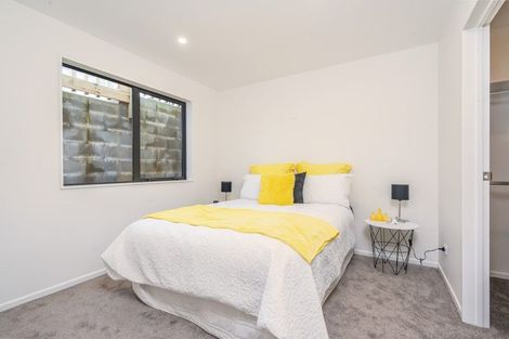 Photo of property in 16b Sheridan Drive, New Lynn, Auckland, 0600