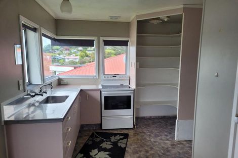 Photo of property in 110 Young Street, New Plymouth, 4310