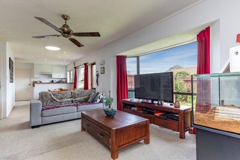 Photo of property in 5/4074 Great North Road, Glen Eden, Auckland, 0602