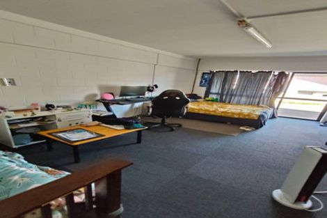Photo of property in 10/114a Pakuranga Road, Pakuranga, Auckland, 2010