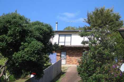 Photo of property in 87 Oaktree Avenue, Browns Bay, Auckland, 0630