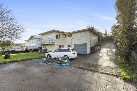 Photo of property in 119 Omata Road, Marfell, New Plymouth, 4310