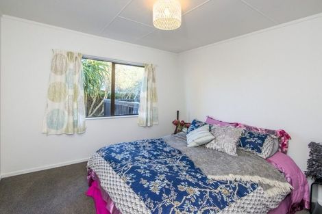 Photo of property in 97 Arawhata Road, Paraparaumu, 5032