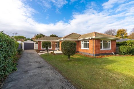 Photo of property in 18 Remuera Avenue, Cashmere, Christchurch, 8022