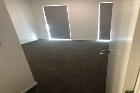 Photo of property in 1/7 Tulloch Place, Conifer Grove, Takanini, 2112