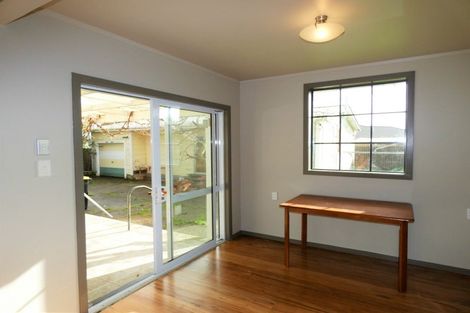 Photo of property in 61 Wakefield Street, Westport, 7825