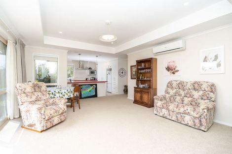 Photo of property in 261 Dixon Road, Fitzroy, Hamilton, 3206
