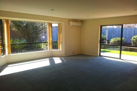 Photo of property in 18 Amoka Crescent, Parklands, Christchurch, 8083
