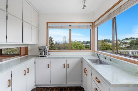 Photo of property in 24 Deverell Place, Northcross, Auckland, 0632