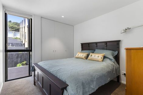 Photo of property in 81 Melbourne Road, Island Bay, Wellington, 6023