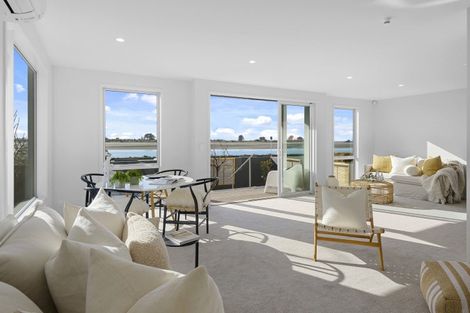 Photo of property in 1/19 Beachville Road, Redcliffs, Christchurch, 8081