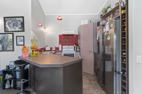 Photo of property in 3 Lark Place, Welcome Bay, Tauranga, 3112