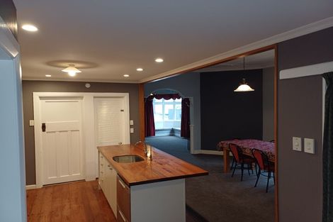 Photo of property in 404 Tremaine Avenue, Takaro, Palmerston North, 4412