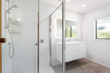 Photo of property in 8 Tairua Heights, Tairua, 3508