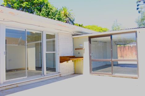 Photo of property in 2/10 Fenton Street, Papatoetoe, Auckland, 2025