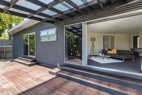 Photo of property in 9a Saint Hill Lane, Havelock North, 4130