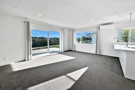 Photo of property in 206b Tawa Road, Kumeu, 0891
