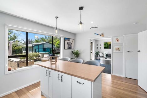 Photo of property in 142 Pacific Road, North New Brighton, Christchurch, 8083