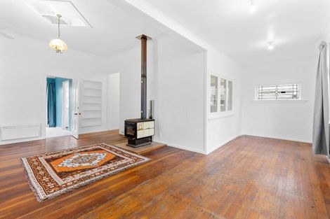 Photo of property in 1/50 Royal Road, Massey, Auckland, 0614