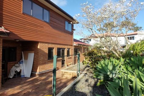 Photo of property in 27 Mansion Court, West Harbour, Auckland, 0618