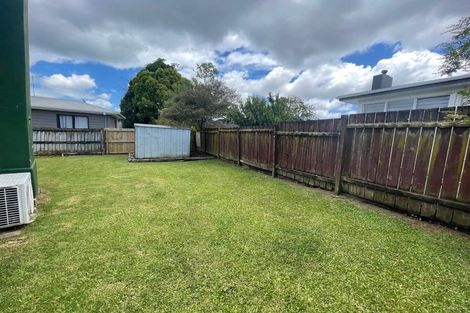 Photo of property in 1/50 Tawa Crescent, Manurewa, Auckland, 2102
