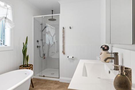 Photo of property in 826 Mokau Road, Mimi, Urenui, 4377