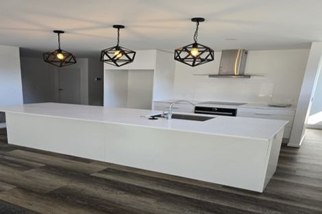 Photo of property in 3 Bale Road, Jacks Point, 9371