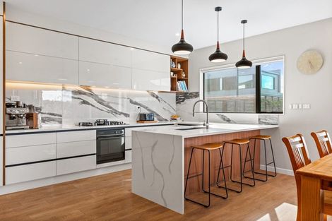 Photo of property in 38 Craigs Way, Hobsonville, Auckland, 0616