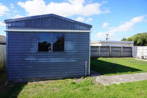 Photo of property in 18 Swiss Avenue, Gonville, Whanganui, 4501