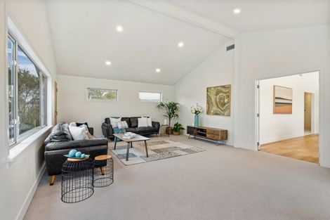 Photo of property in 4 Henley Road, Kaukapakapa, 0871